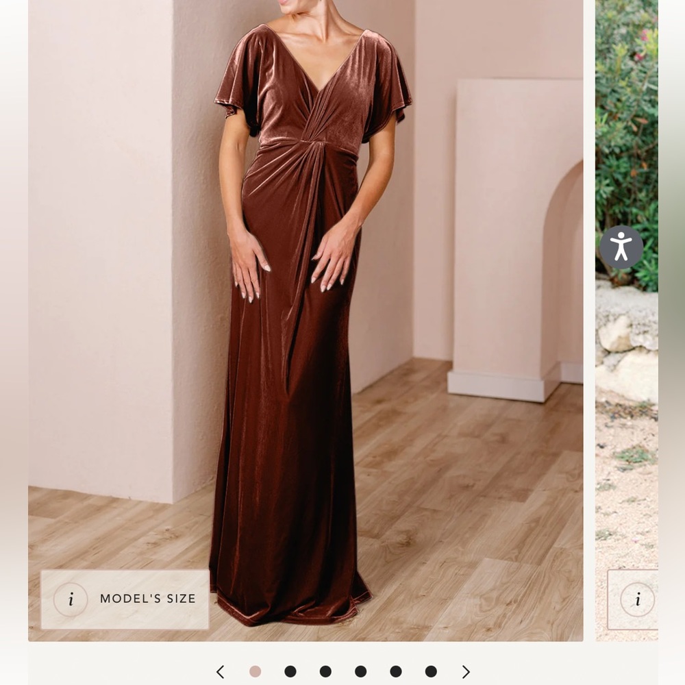 REVELRY VELVET GWEN DRESS